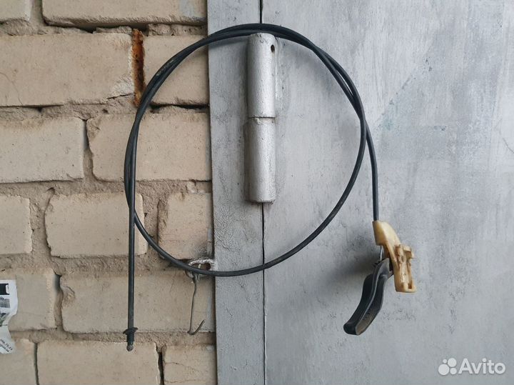 Трос капота на нексию