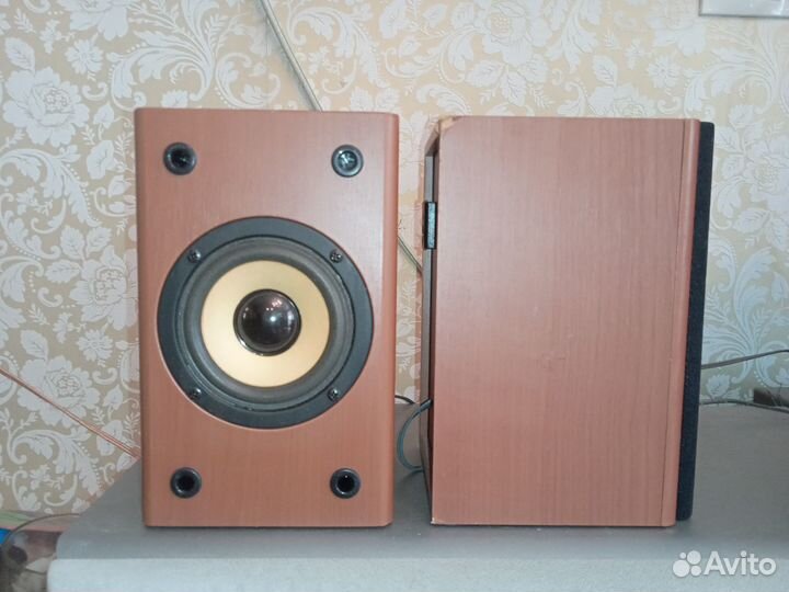 Активные колонки 2.1 sven sps 820 (38 Вт)