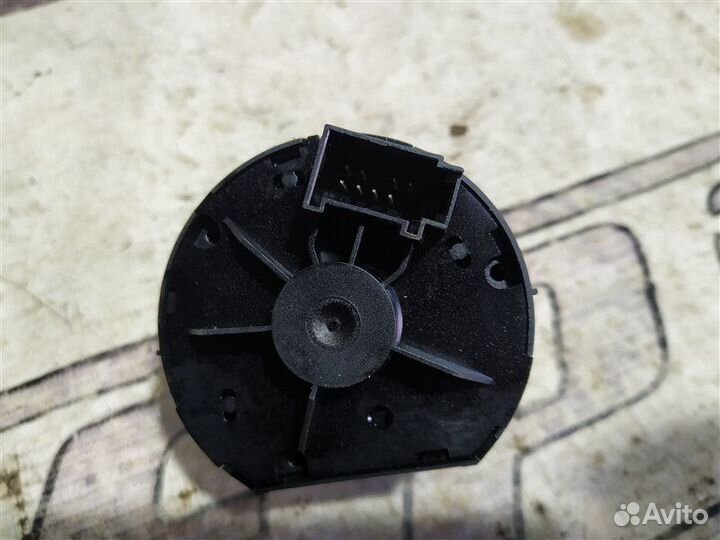 Переключатель света фар Audi A6 C6 2.8 CCE 2010