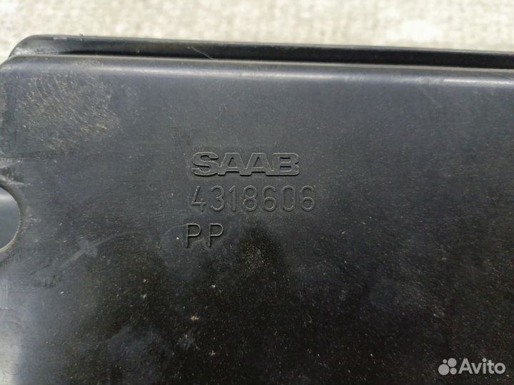 Жабо водосток Saab 9000 Рестайлинг 95г