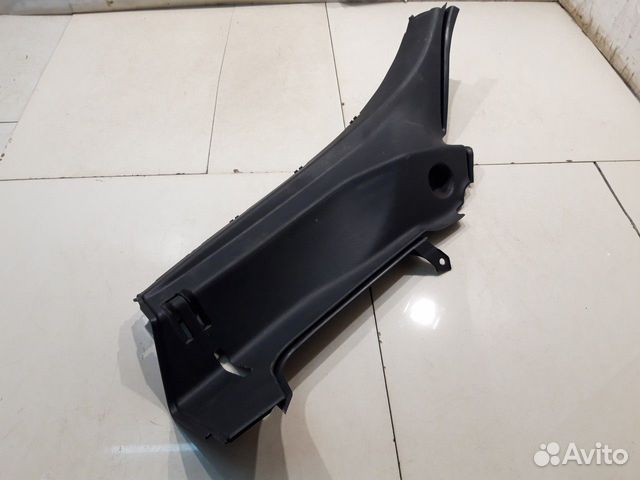 Обшивка стойки (задняя, левая)