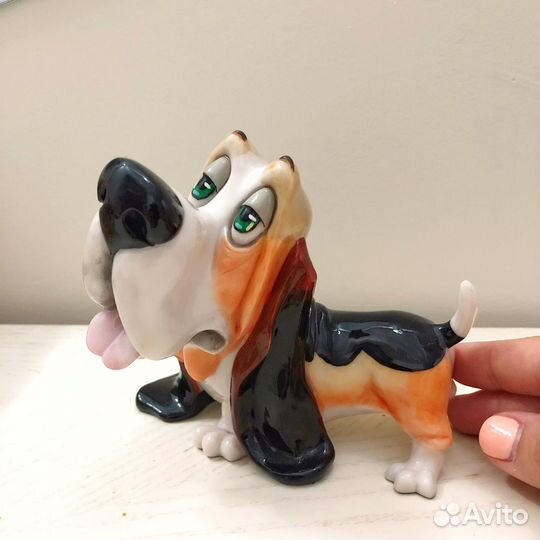 Фарфоровая фигурка собачки Bertie