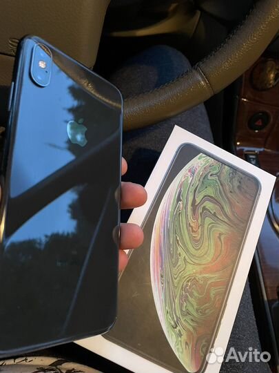 Телефон iPhone xs max 256GB