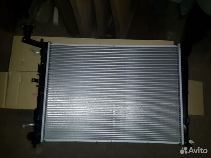Радиатор охлаждения Киа Сид Kia Ceed 2006-2011