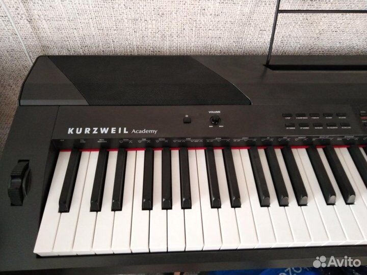 Цифровое пианино Kurzweil KA90 BK