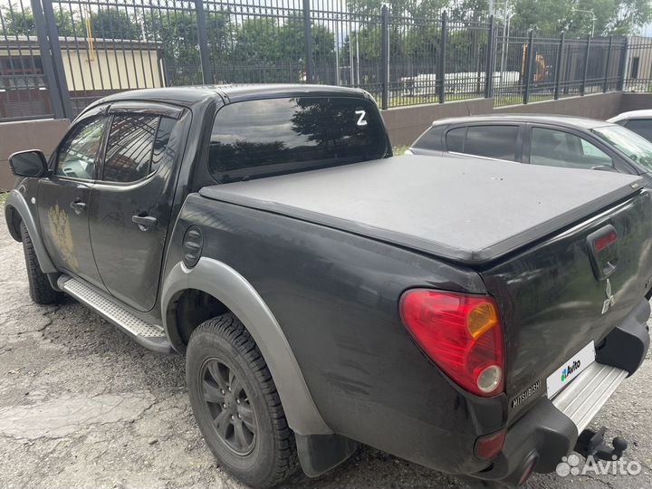 Mitsubishi L200, 2012