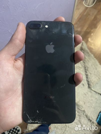 iPhone 8 Plus, 64 ГБ