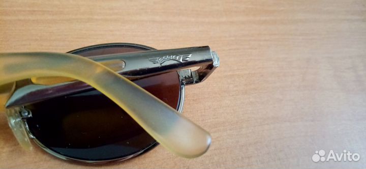 Очки солнцезащитные Police Италия. 80-е годы