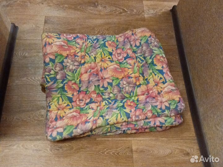 Одеяло ватное бесплатно