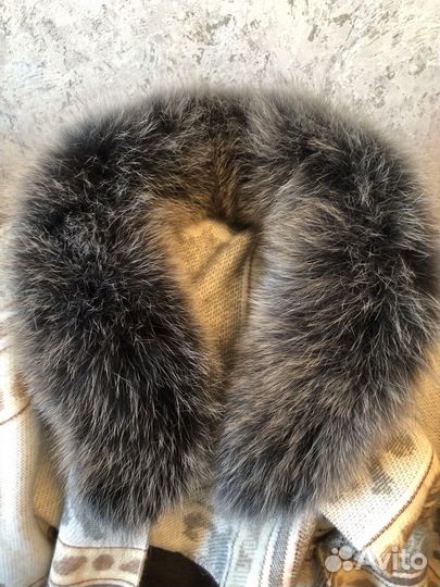 Шаль из натуральной шерсти и меха новая
