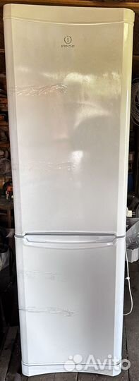 Холодильник бу indesit