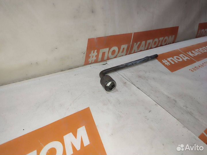 Ключ балонный Mazda 3 BL рест. 2012