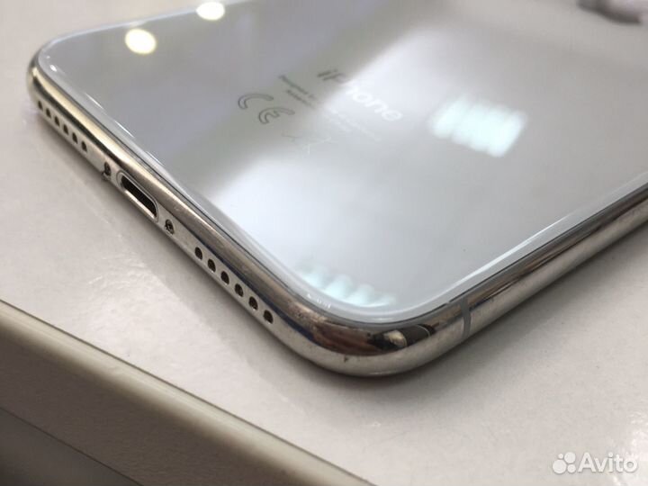 Б/у iPhone X 64gb Silver