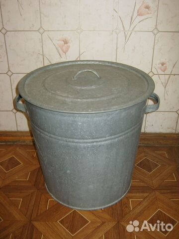 Бак с крышкой 30 л. для кипячения белья