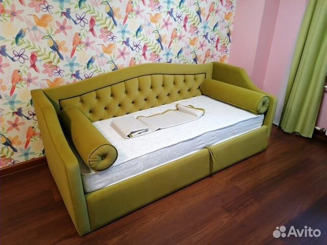 Детская кровать в каретной стяжке Велюр