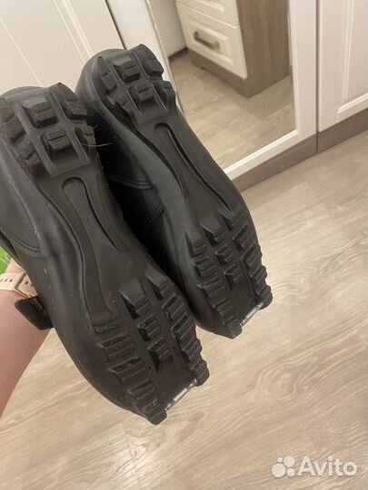 Лыжные ботинки