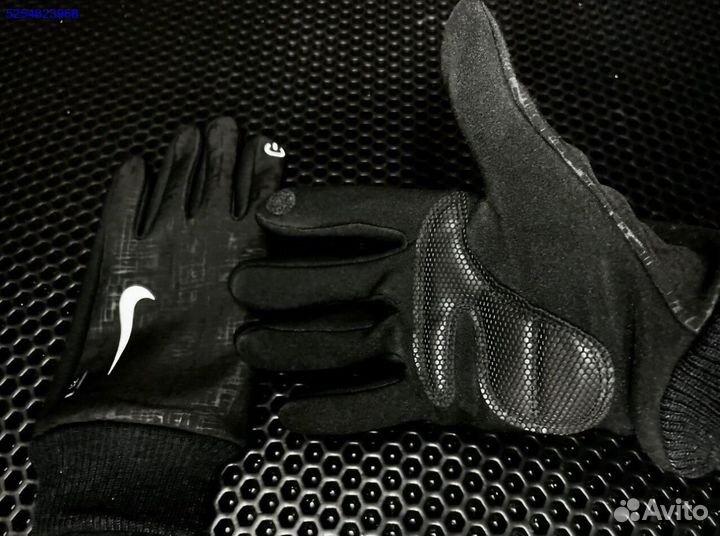 Перчатки Nike рефлективные на флисе