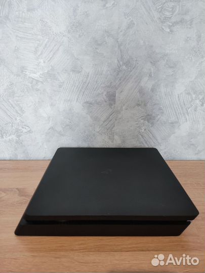 Sony PlayStation 4 slim 1tb 3-я ревизия