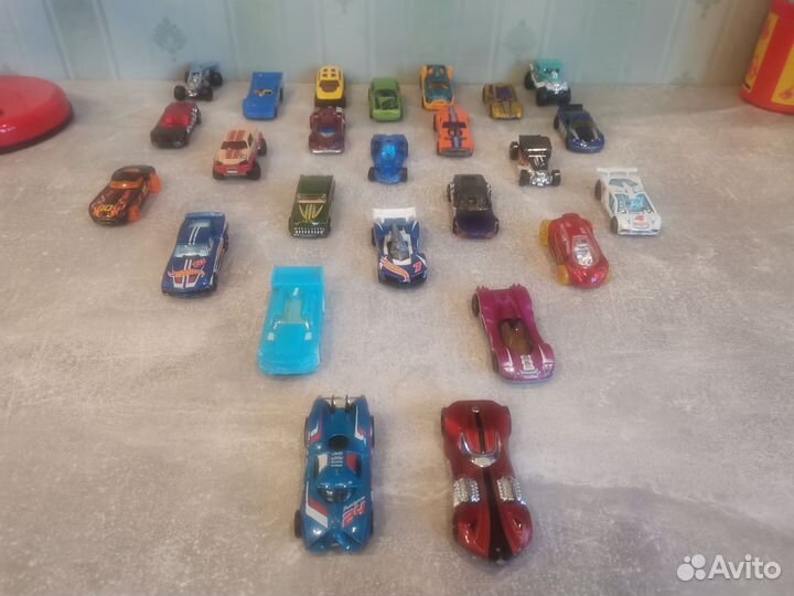 Машинки hot wheels