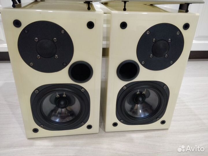 Акустика Usher S520