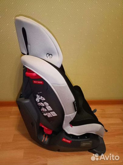 Автокресло Carmate (Ailebebe) Swing Moon Premium