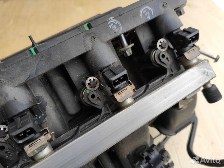 Коллектор впускной A12XER A14XER на Opel Corsa D