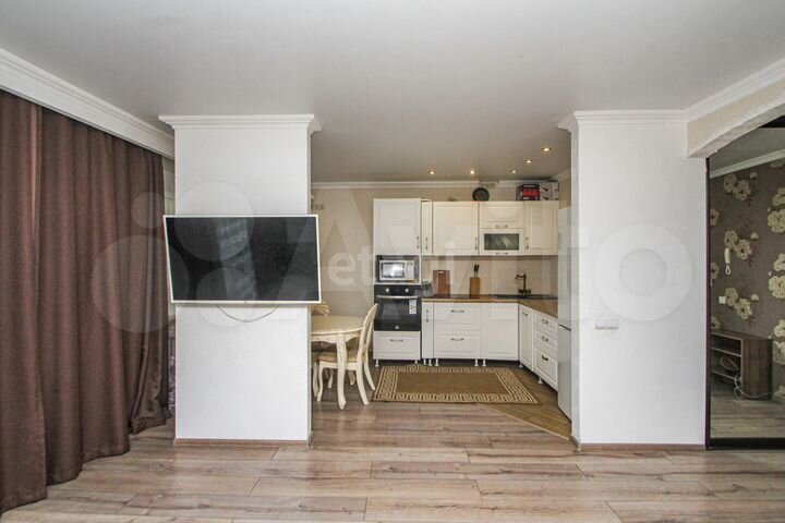 2-к. квартира, 79,6 м², 5/9 эт.