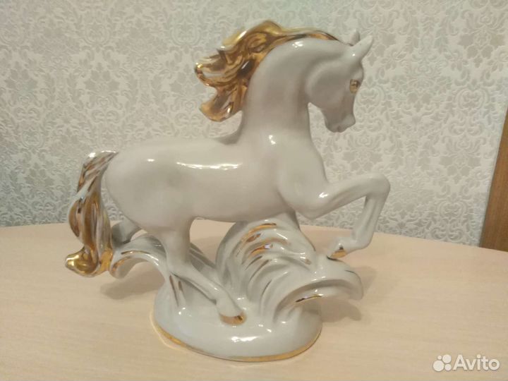 Конь- Огонь статуэтка лфз