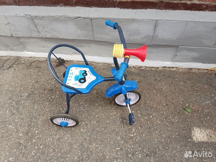 Трехколесный велосипед