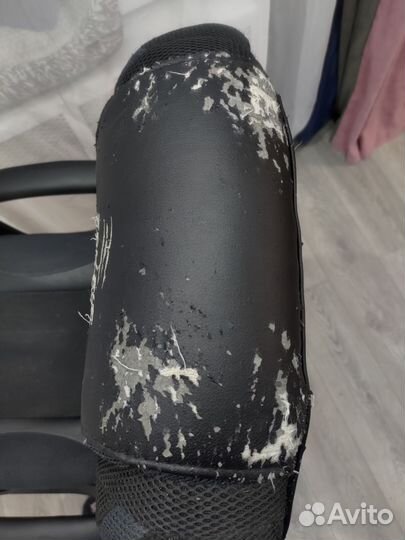 Компьютерное кресло бу zombie 9