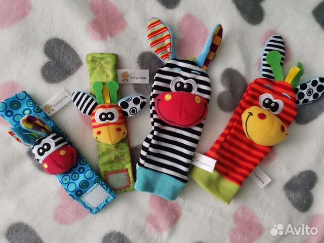 Новые носочки и браслеты с погремушками