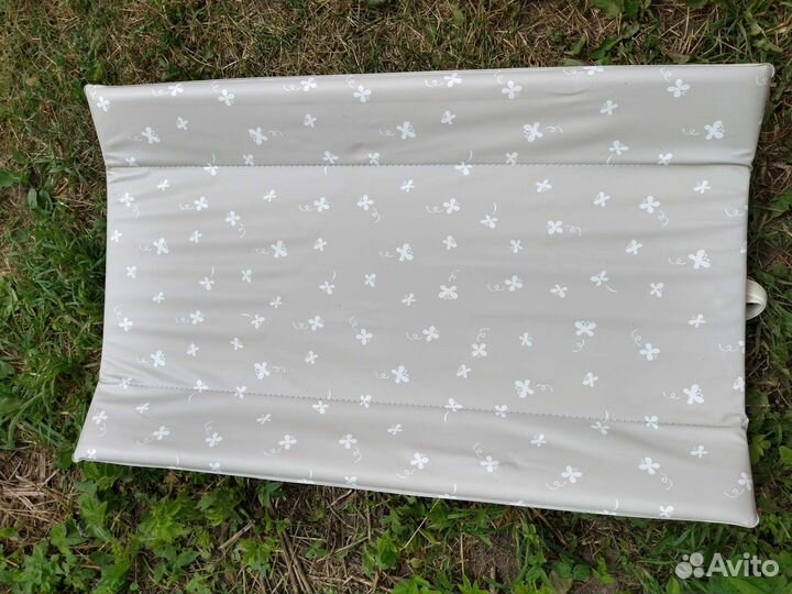 Пеленальная доска на комод