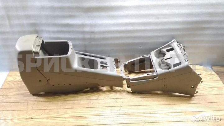 Центральный тоннель Тойота Рав4 2 (XA20)