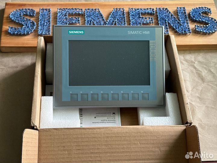Панель управления Siemens KTP700 нов. в упаковке