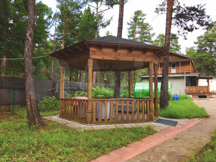 Дом 139,3 м² на участке 11,5 сот.