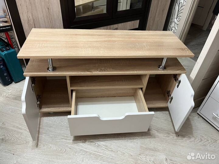 Тумба под телевизор