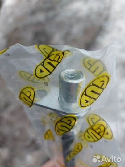 Тормозной шланг