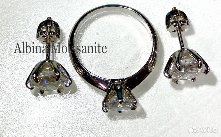 Комплект PT950 5ct винт.замок муассаниты