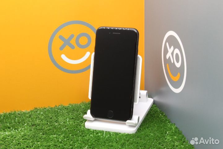 iPhone SE (2020), 64 ГБ