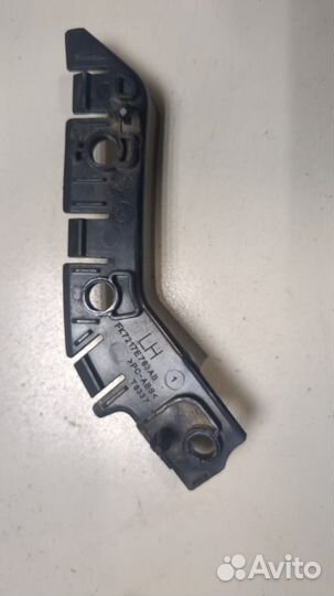 Кронштейн бампера Land Rover Discovery Sport 2014, 2014