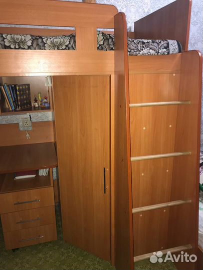 Двухэтажная кровать бу