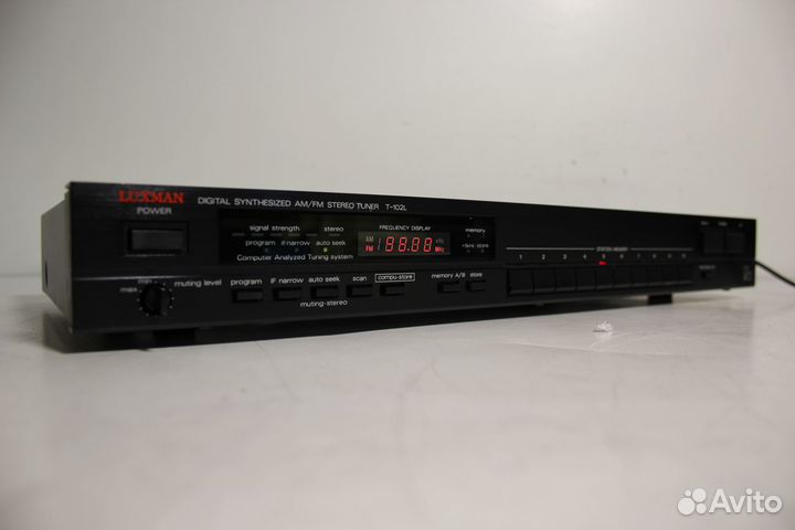 Luxman T-102L Стерео Тюнер Japan