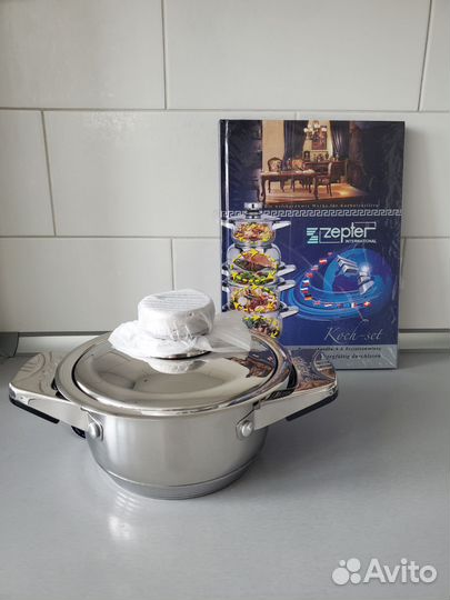 Набор столовой посуды новый