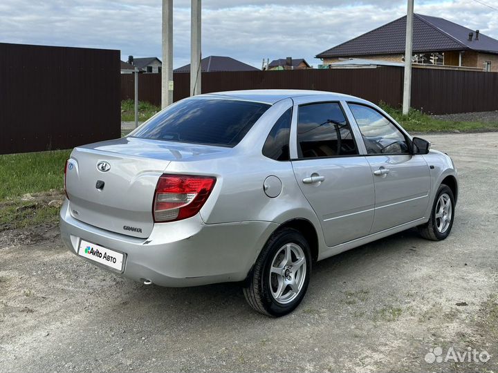 LADA Granta 1.6 МТ, 2012, 155 000 км