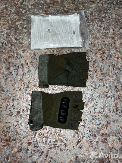 Перчатки тактические