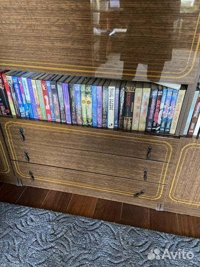 Книги отдам за 50руб. 300штук самовывозом