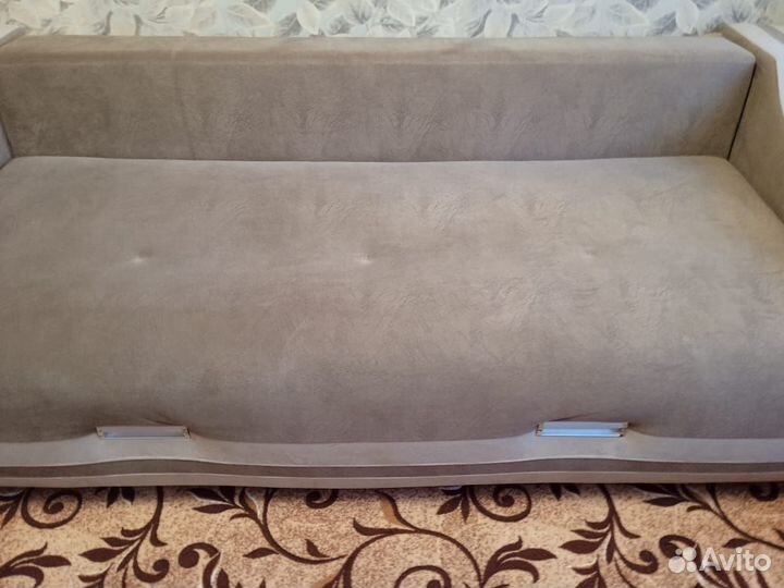 Еврочехол на диван Ширина:235см Длина:300см новый