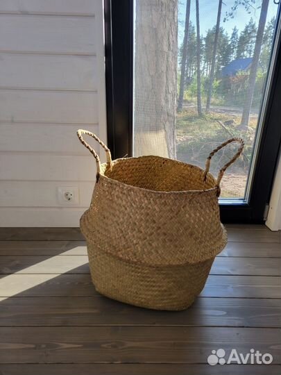 Плетенная корзина большая
