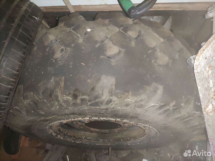 Колесо 1220х400х533 R21