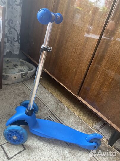 Самокат детский трехколесный